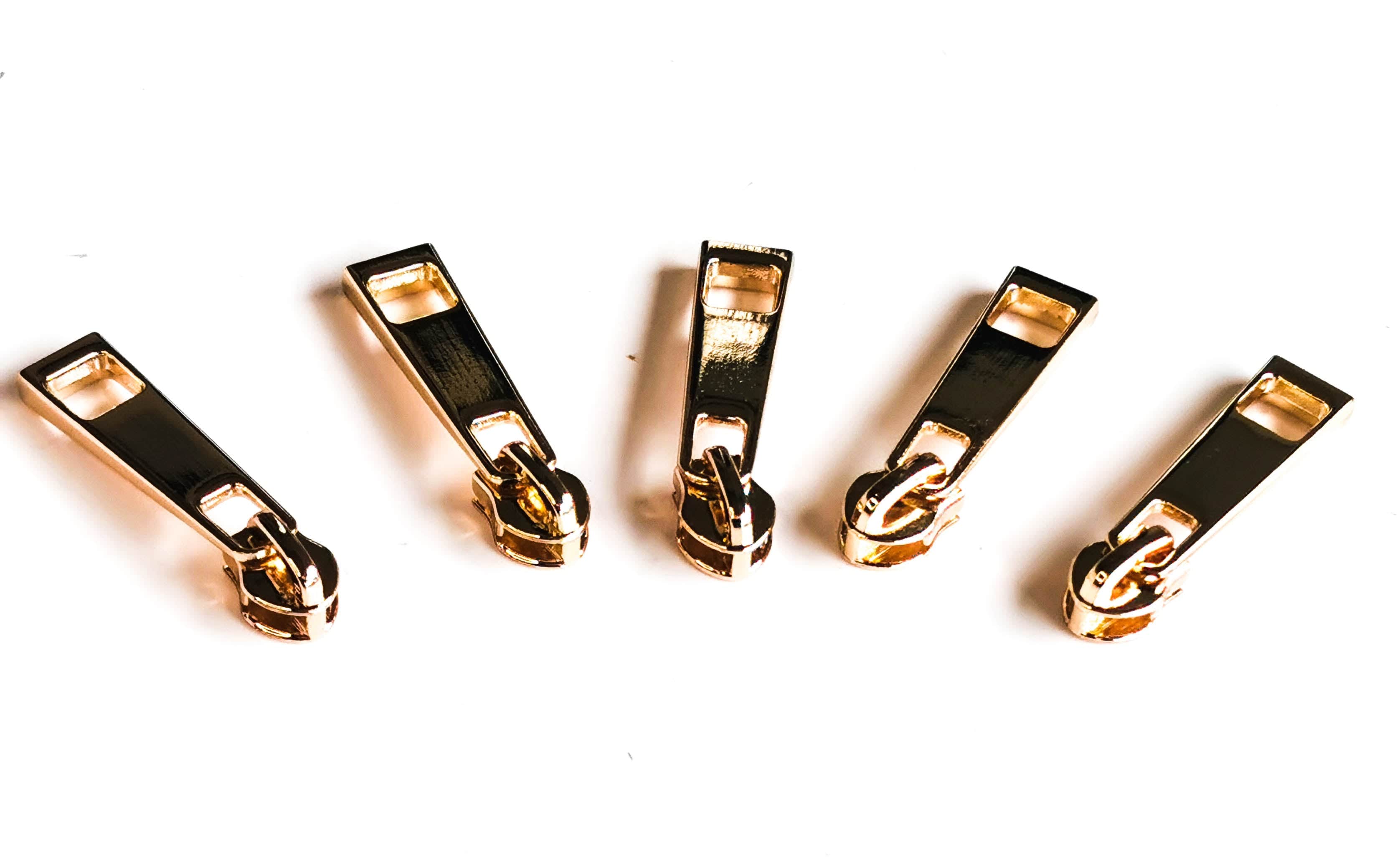 Zipper Pulls. For #3 Metallic Nylon Coil Zipper tape. Pack of Five. By Kiwi Bagineers - Kiwi Bagineers